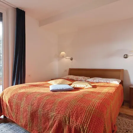 2 Bedroom Cozy In Piran