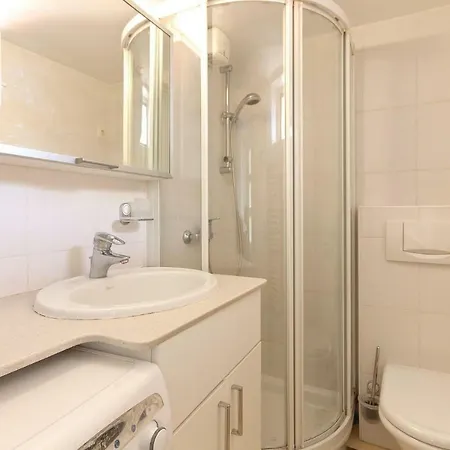 2 Bedroom Cozy In Daire Piran
