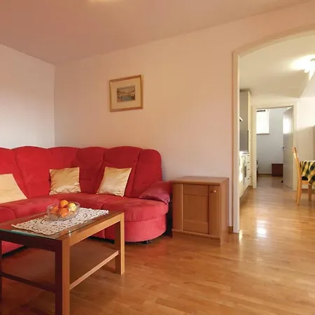 2 Bedroom Cozy In *